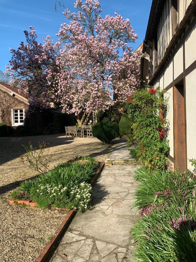 Le Puits D'Angle Bed & Breakfast Thibivillers Exterior photo