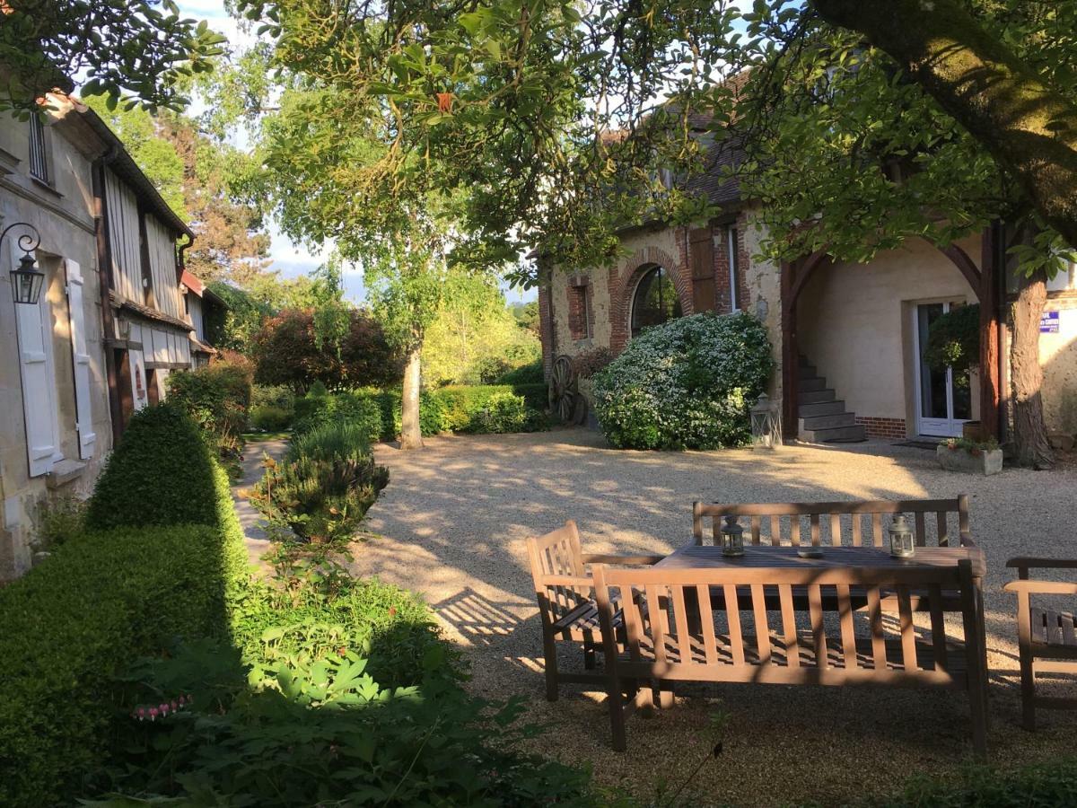 Le Puits D'Angle Bed & Breakfast Thibivillers Exterior photo