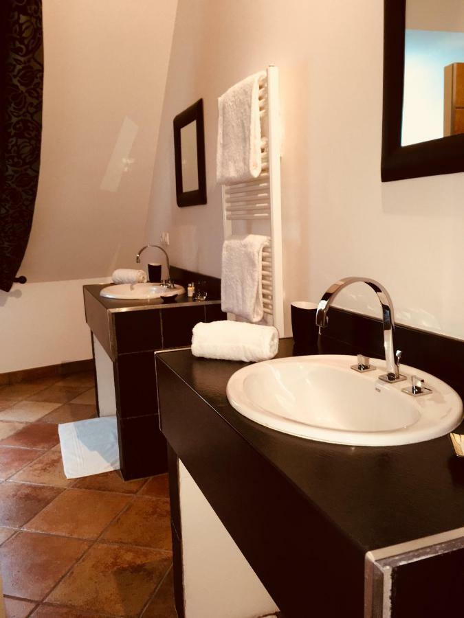 Le Puits D'Angle Bed & Breakfast Thibivillers Exterior photo
